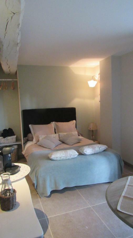 Chez Gladys Et Ses Enfants Hotell Lain Exteriör bild